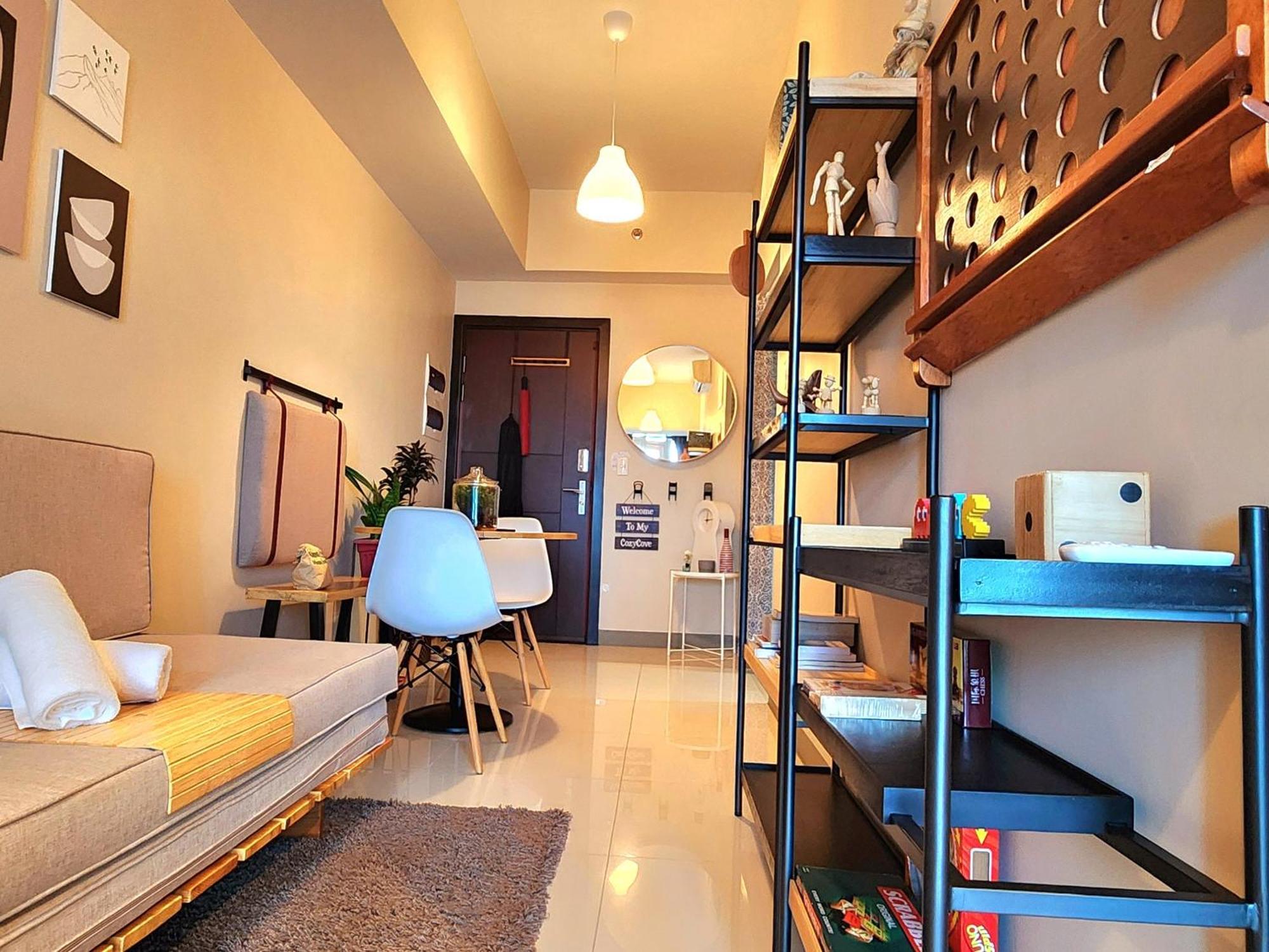Spacious 7U Homey Unit Steps Away From Uptown Mall And Mitsukoshi Mall Free Parking With Washer Manila Esterno foto